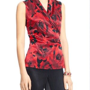 Women’s size medium St. John NWT sleeveless satin large floral print top